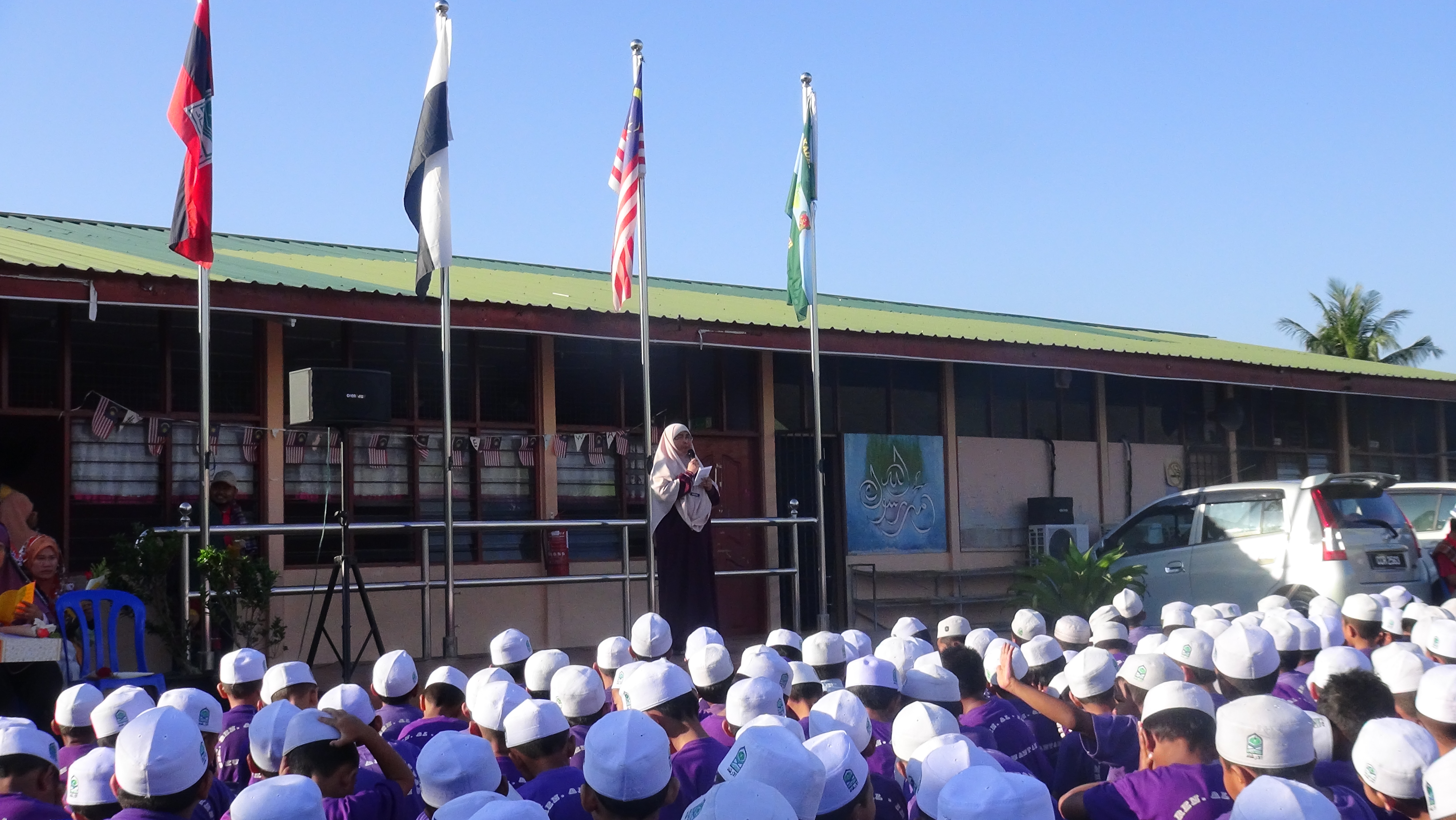 Pelajar Sekolah Menengah Islam Al-Irsyad