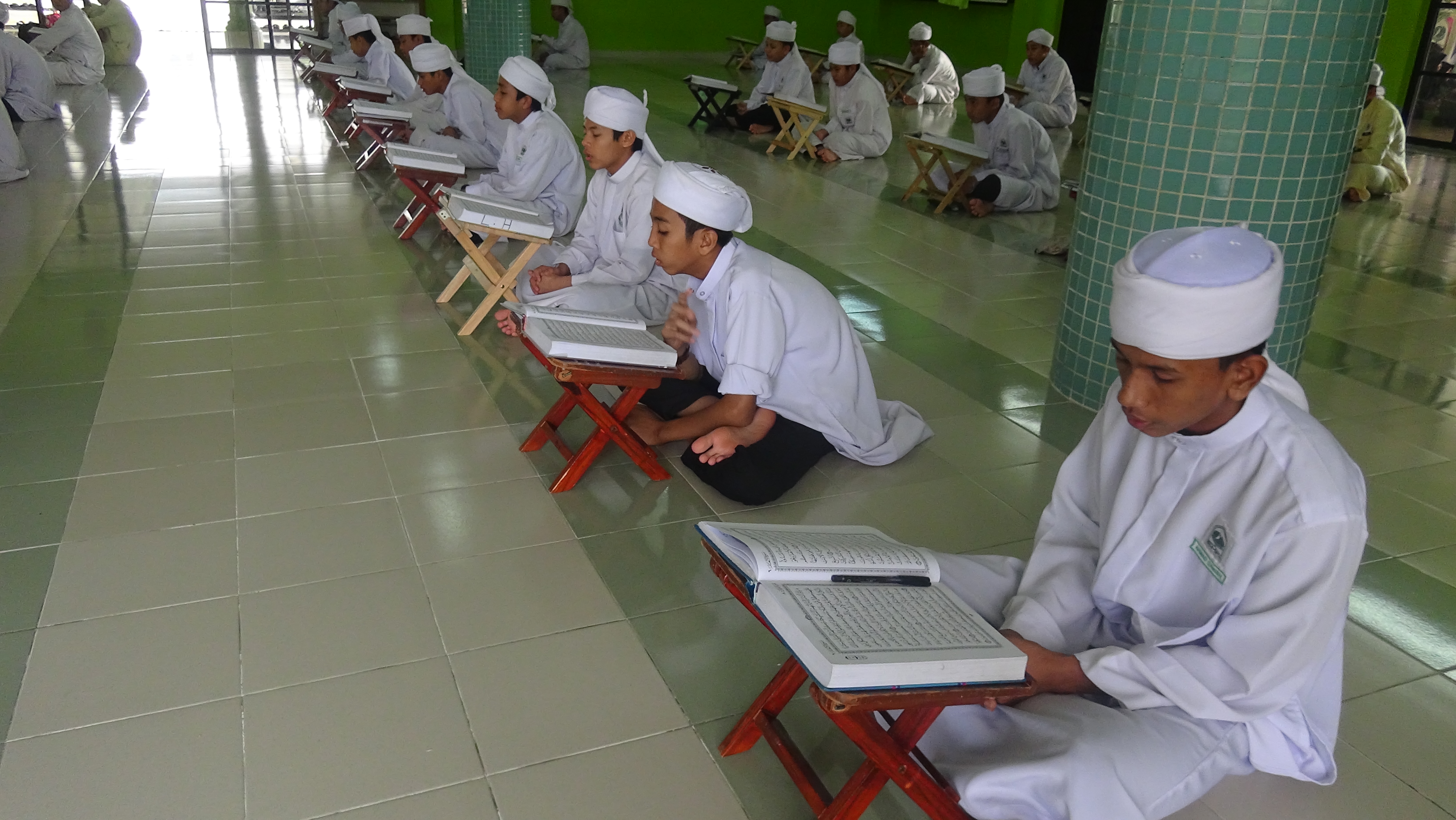 Sesi Hafazan Al-Quran di Maahad Tahfiz Al-Irsyad SRAIT